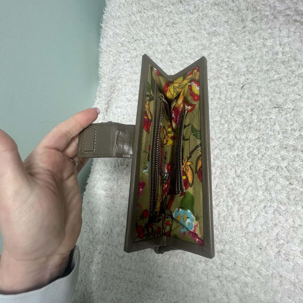 Latico Leather Frame Clutch Bag w Floral Lining 10” X 6” Buttery Soft Leather - Picture 3 of 10